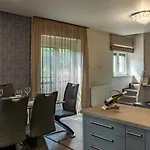 Profi Keco * Balatonalmadi