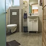 Profi Keco Apartment Balatonalmadi