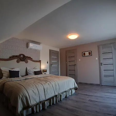 Profi Keco Apartment Balatonalmadi