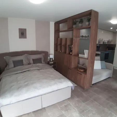 Profi Keco Apartmán